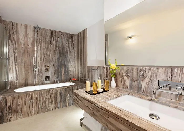 Punta Tragara ホテル